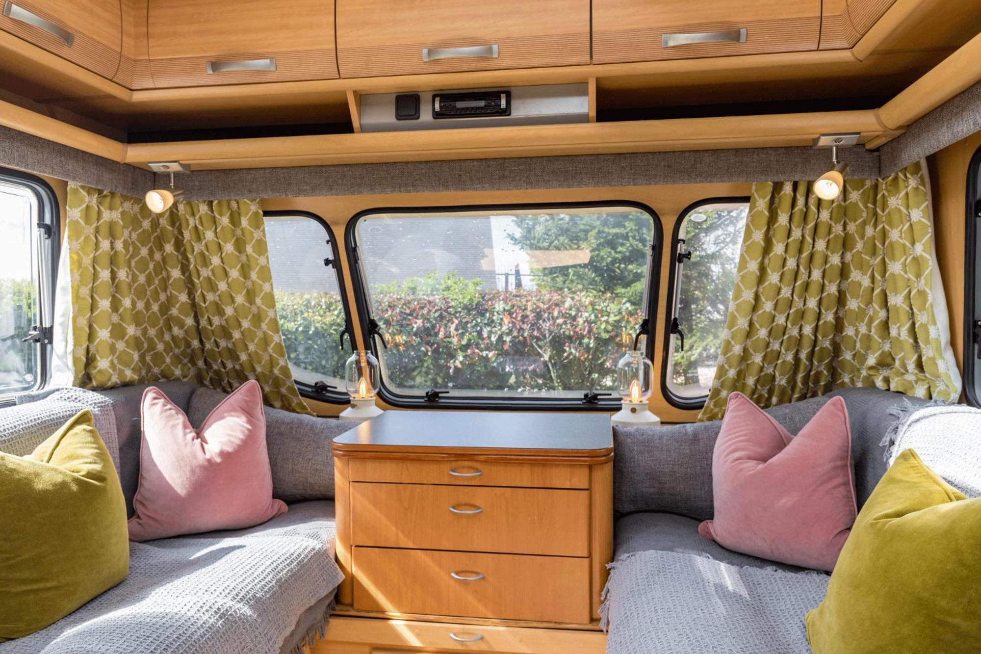 Cosy Caravan On Luxury Campsite Hulme End Exterior photo